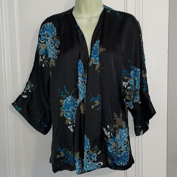 Ellison black floral short kimono jacket - Picture 1 of 7